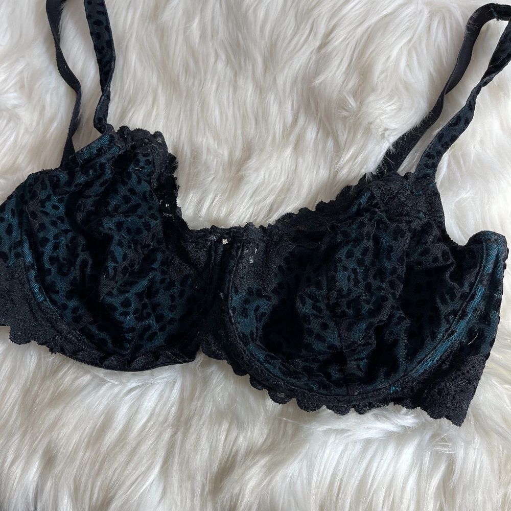 Avenue Body Black Burnout Underwire Bra Sz 42C